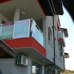 Calisto Chalet Arapya