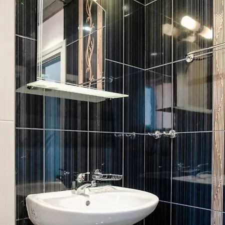 Calisto شاليه أرابيا